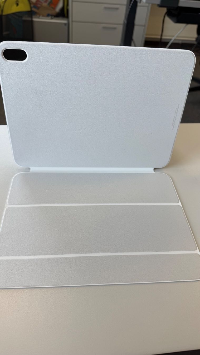 Apple Covers & Borse: Apple Smart Folio White – Usato da Effretikon venduto da i0wnex_99 3