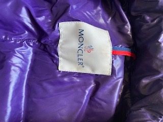 Moncler Gilets & Westen: Moncler Vest – Gebraucht aus Zürich von bet_m5kn 2