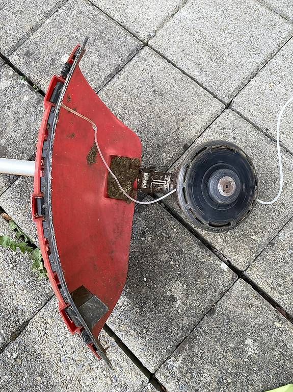 Alle Maschinen: Motor Sense  – Gebraucht aus Binz von kat_s2w7 2