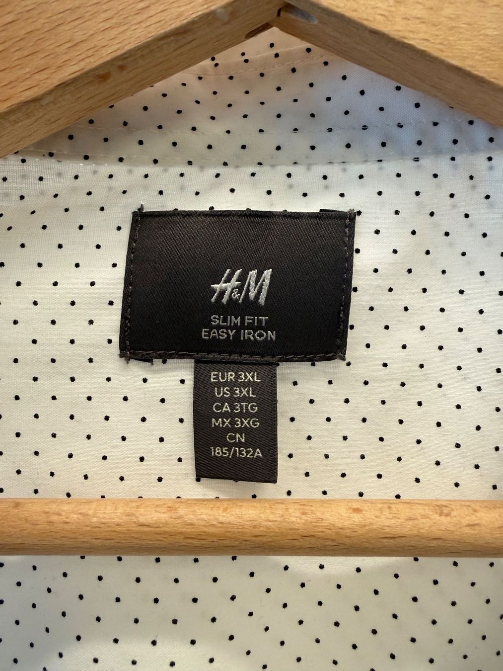 H&M Camicie: H&M Hemd, Slim Fit – Usato da Schlieren venduto da svenbaettig 2