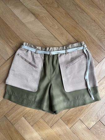 Short Valentino 38