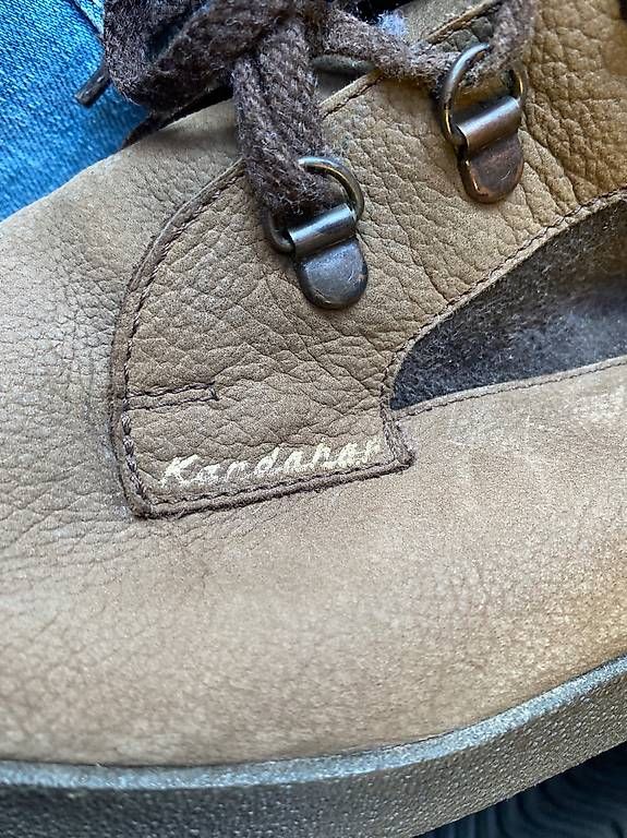 Scarpe da donna: Kandahar vintage – Usato da St. Gallen venduto da Konstanza 4