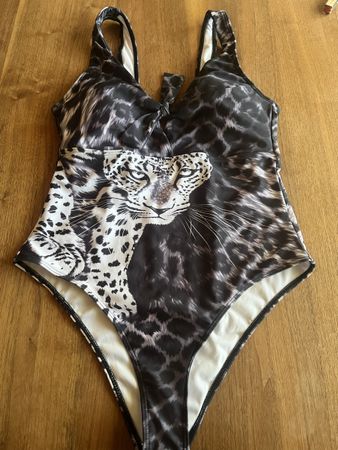 Badekleid Gr XL neu