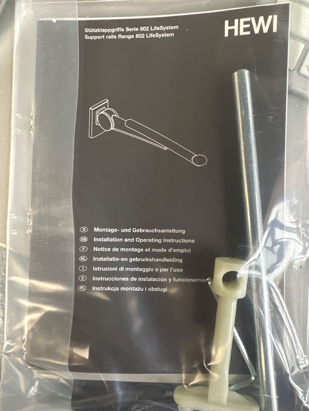 Supporti a parete: Hewi Stützklappengriff 802 NEU – Nuovo e nell'imballaggio originale da Brügg BE venduto da TSP02 1