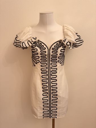 H&M Sommerkleid weiss mit schwarzerStickerei Baumwolle/Leine