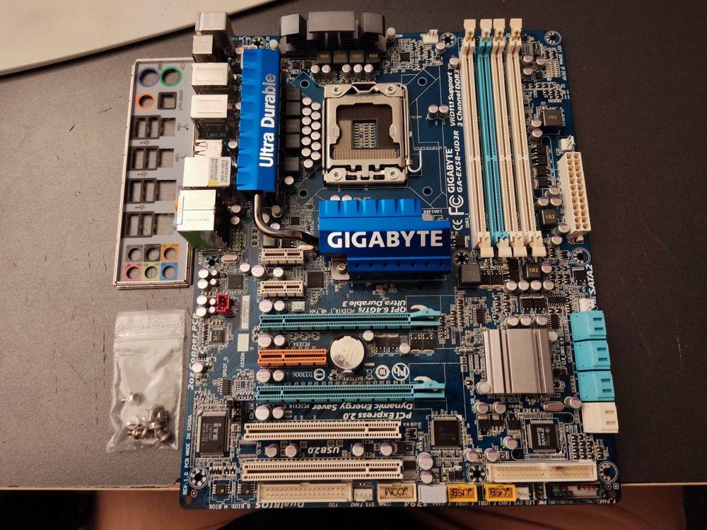 Gigabyte GA-EX58-UD3R ATX LGA1366 DDR3 Socket B (LGA 1366) | Kaufen Auf ...