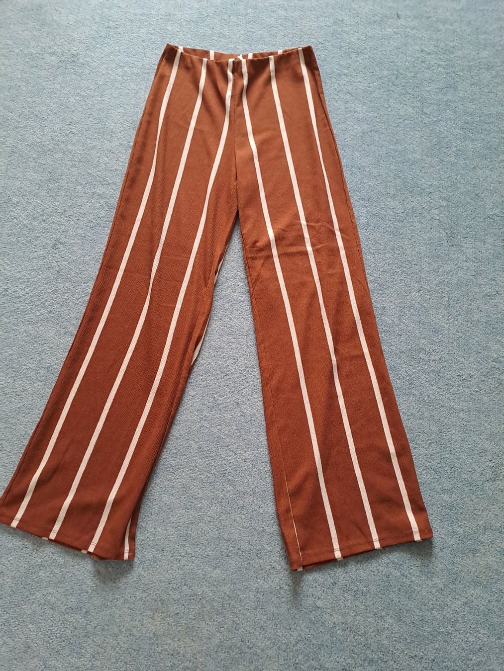 Zara Pantaloni: Damenhose, Gr. S, ZARA – Usato da Frauenfeld venduto da Andadaa