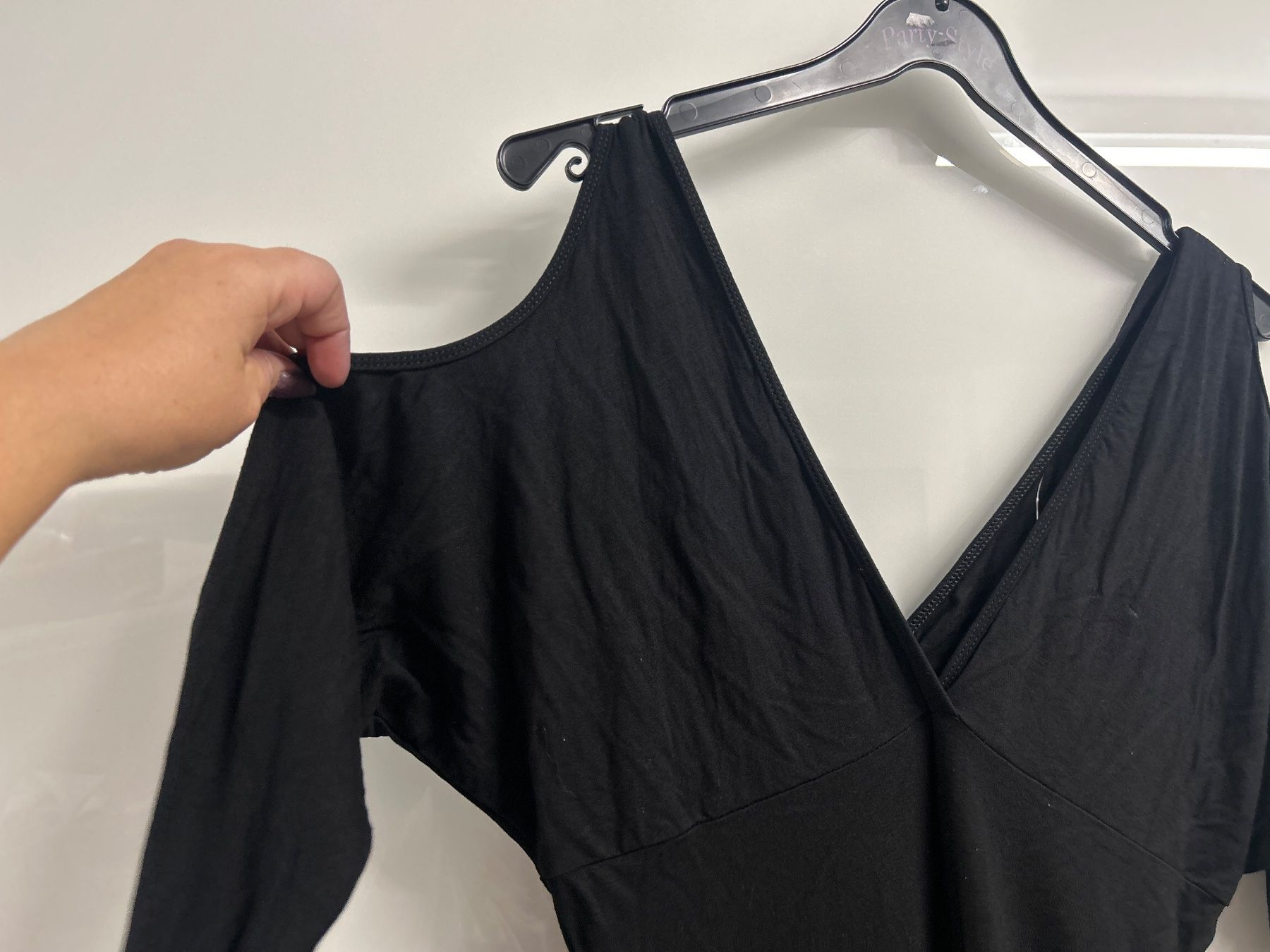 Kleider: Cocktailkleid großem Ausschnitt schwarz Gr M NEU – Neu und originalverpackt aus Regensdorf von Spyke55 2