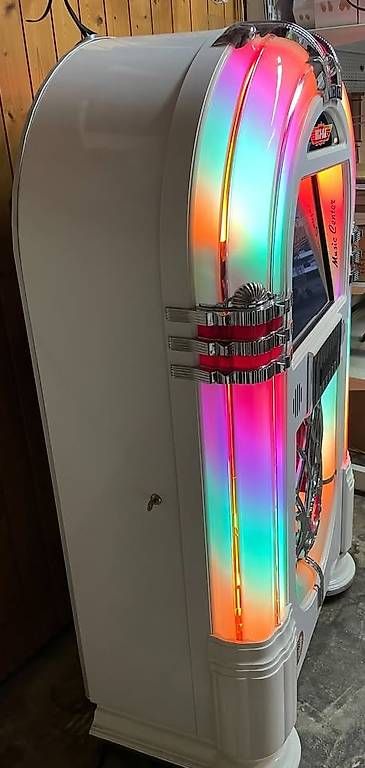 Jukebox: Musiccenter von Rock-ola /Jukebox – Usato da Adligenswil venduto da Decor-Tech 1