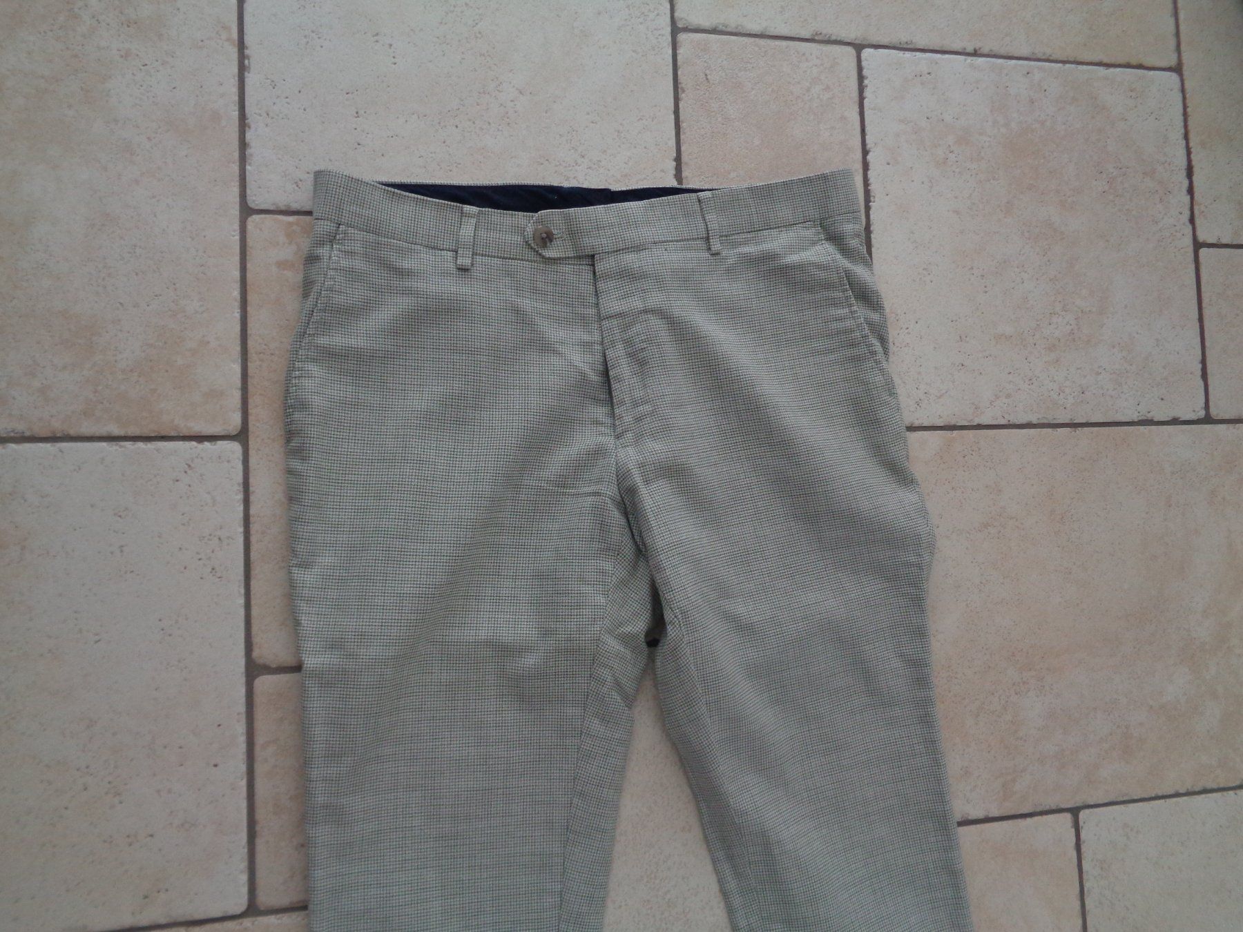 We Pantaloni: Hose  WE  Grösse 48 – Usato da Kreuzlingen venduto da Robi-2003 1