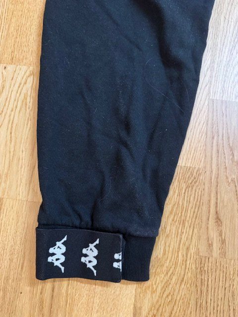 Kappa Pantaloni: Hose Kappa Gr. S – Usato da Wabern venduto da adamovski 2