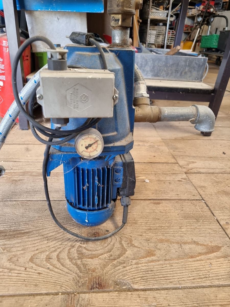 Pompe & Parti di ricambio: Druckpumpe  – Usato da Plasselb venduto da MatthD 2