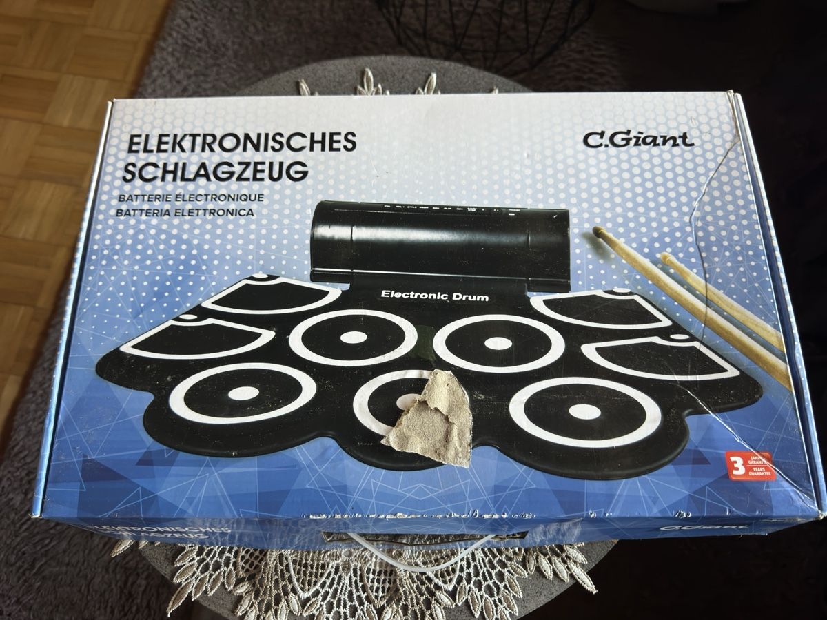 Musikinstrumente: Elektronisches Schlagzeug – Gebraucht aus Schwendibach von _pascal_14_