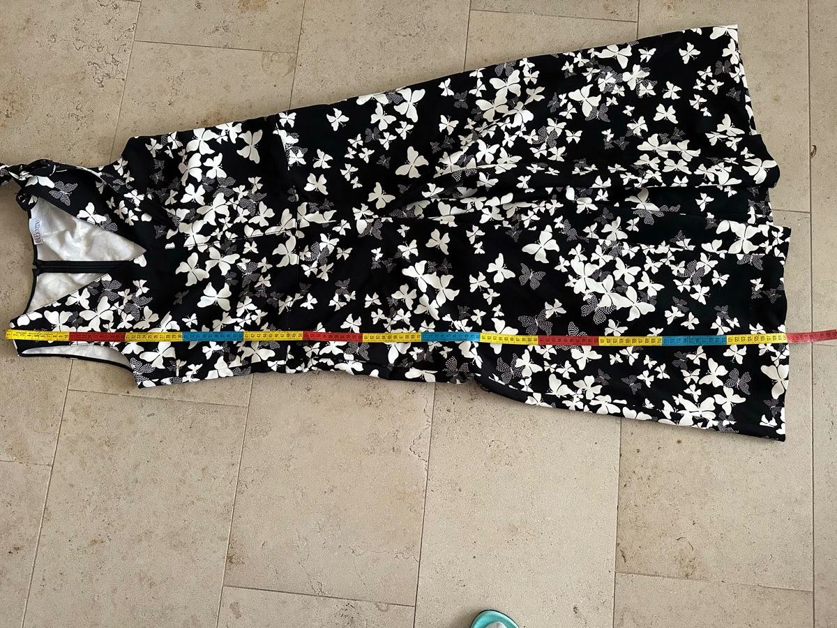 Valentino Tute: Red Valentino JumpsuitGr. Ital 44 – Usato da Buchs SG venduto da Sunie 3