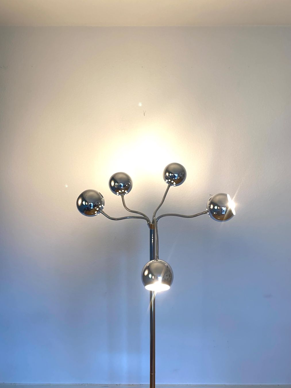 Lampade: Design Space Age Stehlampe – Usato da Olten venduto da sportwelt 5