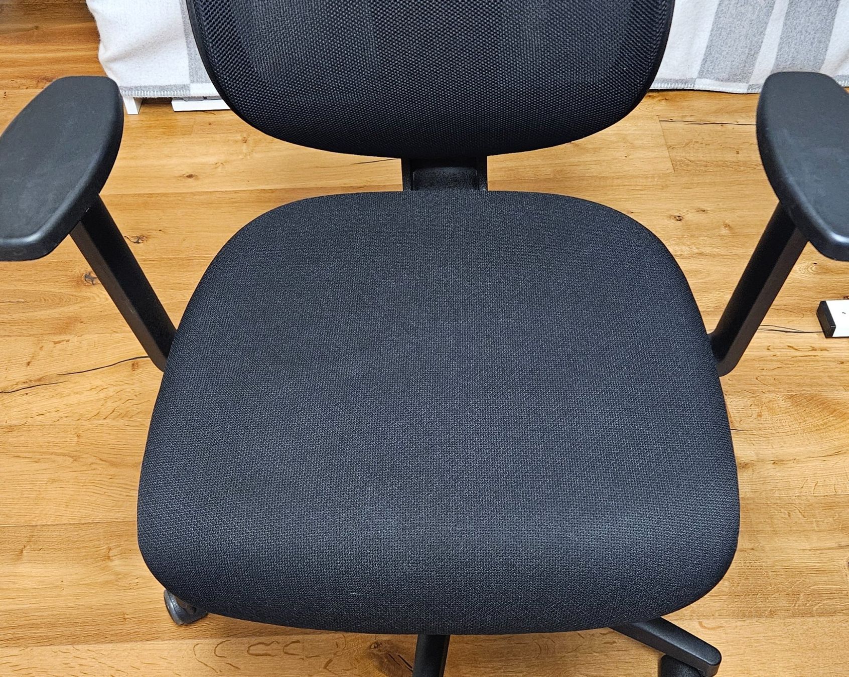 Giroflex Sedie: Bürostuhl Giroflex 353 schwarz – Usato da Uttigen venduto da Zivcuit 9