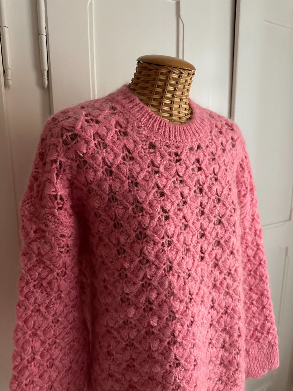 Zara Pulls & Sweat-shirts: ZARA - Strickpullover pink M-L – D'occasion à Zürich par Diazaio 1