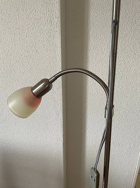 Lampade: Stehlampe orangegelb 180cm – Usato da Rain venduto da elv_w7vq 2