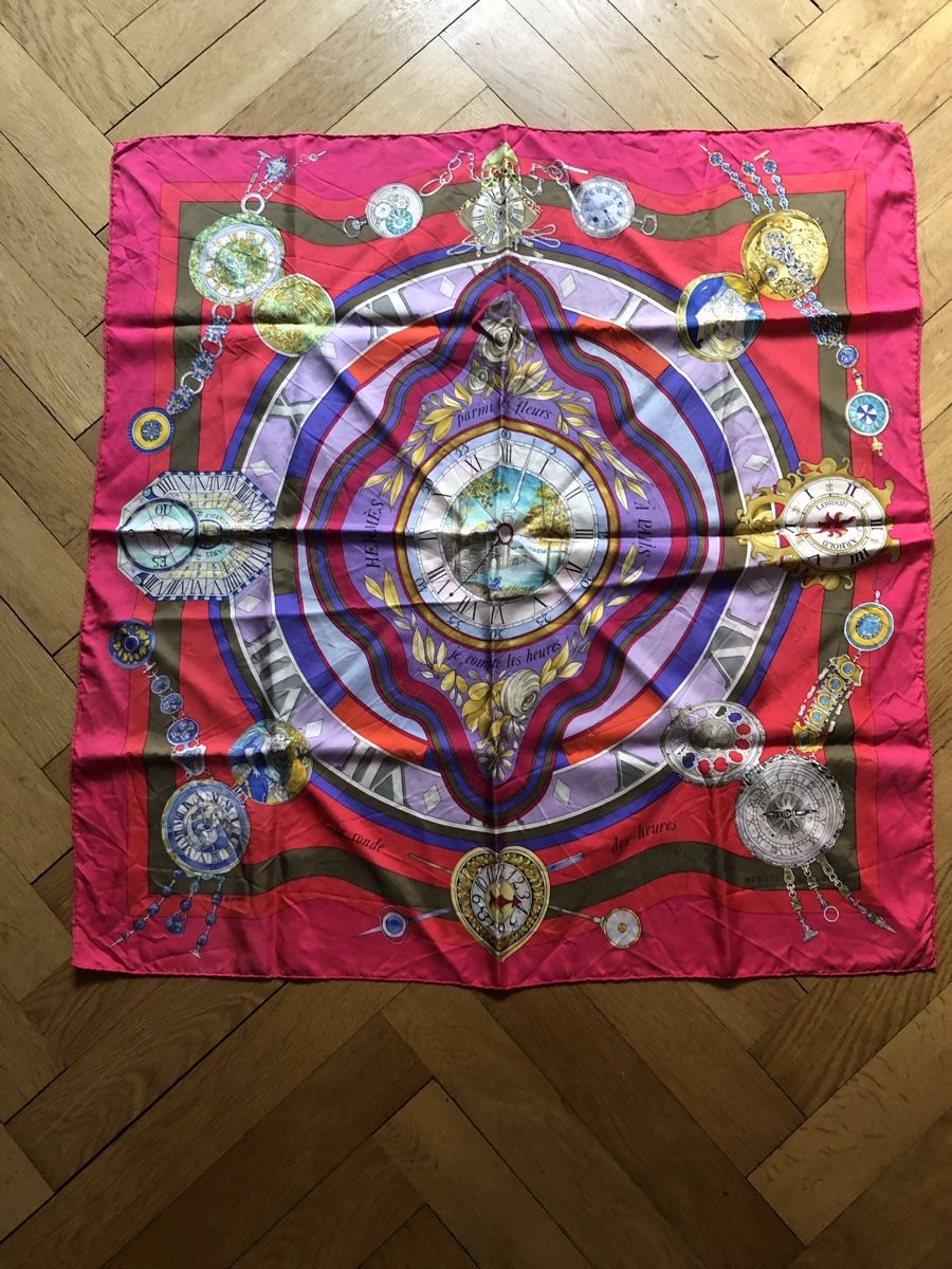 Hermès Foulards, Tücher & Schals: Seidenfoulard Hermès – Gebraucht aus Basel von Kalleskaviar