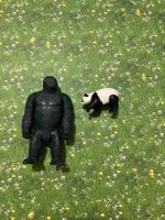 Gorilla und Panda