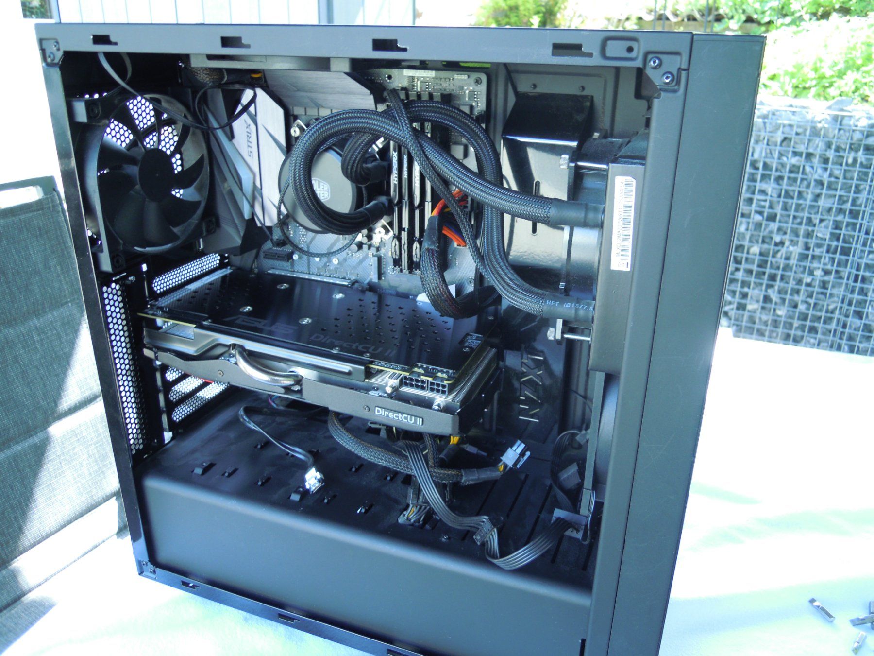 PC: Desktop-PC (Defekt) mit sehr hochwertigen Komponenten – Difettoso da Laupersdorf venduto da Naras 1