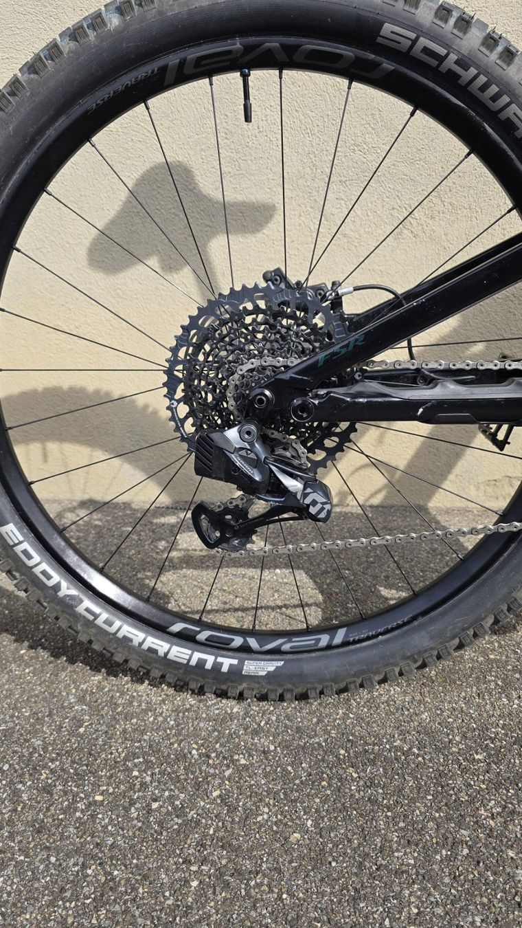 Specialized Biciclette: Turbo Levo Expert Carbon – Usato da Oppikon venduto da JoaoLeon 3