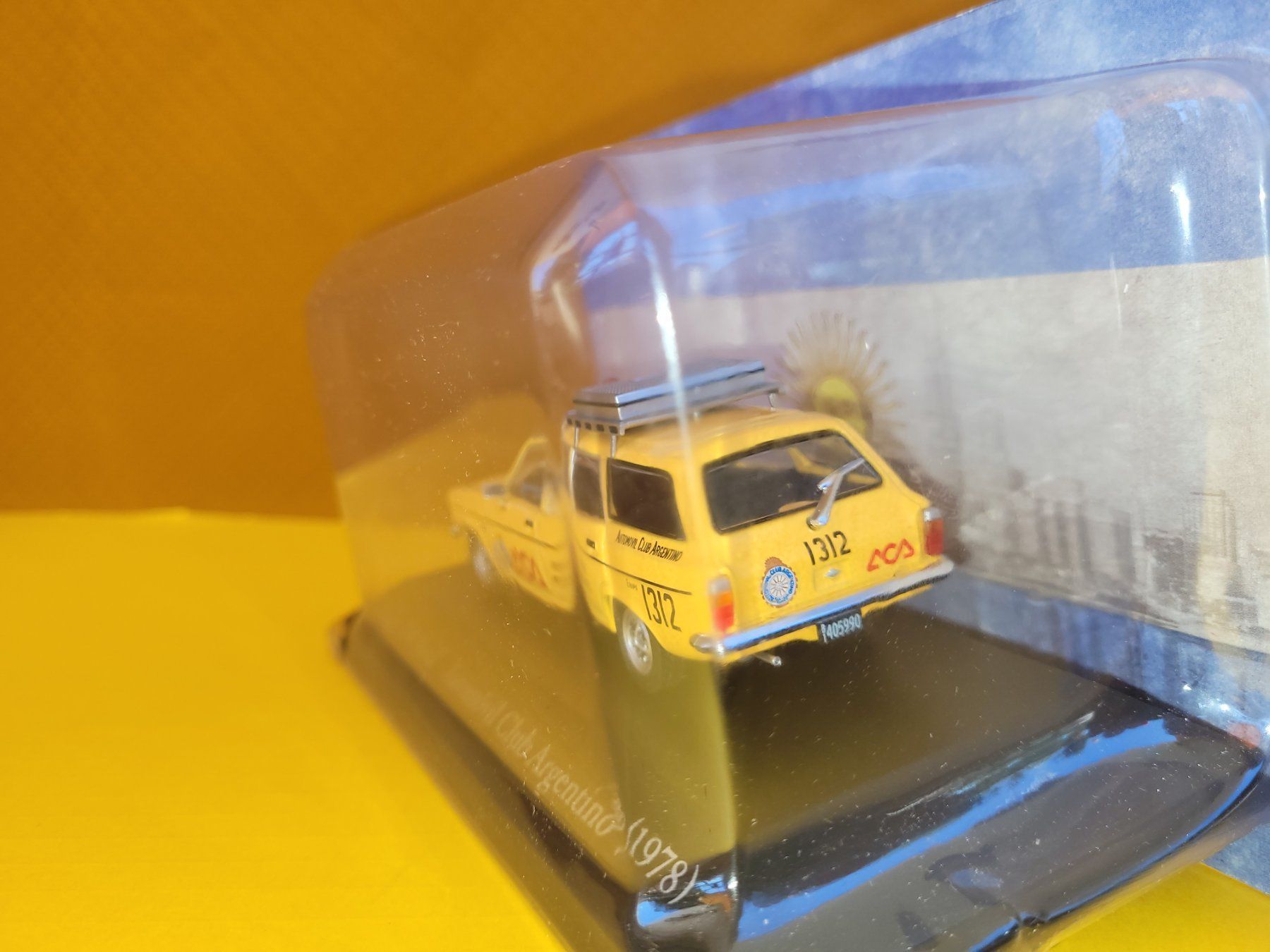 Dodge Modellautos: Dodge 1500 Rural 1:43 Argentine – Neu (gemäss Beschreibung) aus Domdidier von Bimbo57 3
