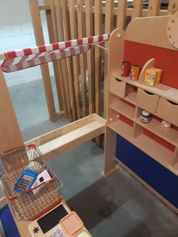 Sonstiges für Firmenanlässe & Parties: Marktstand – Gebraucht aus St. Urban von Dankeanke 4