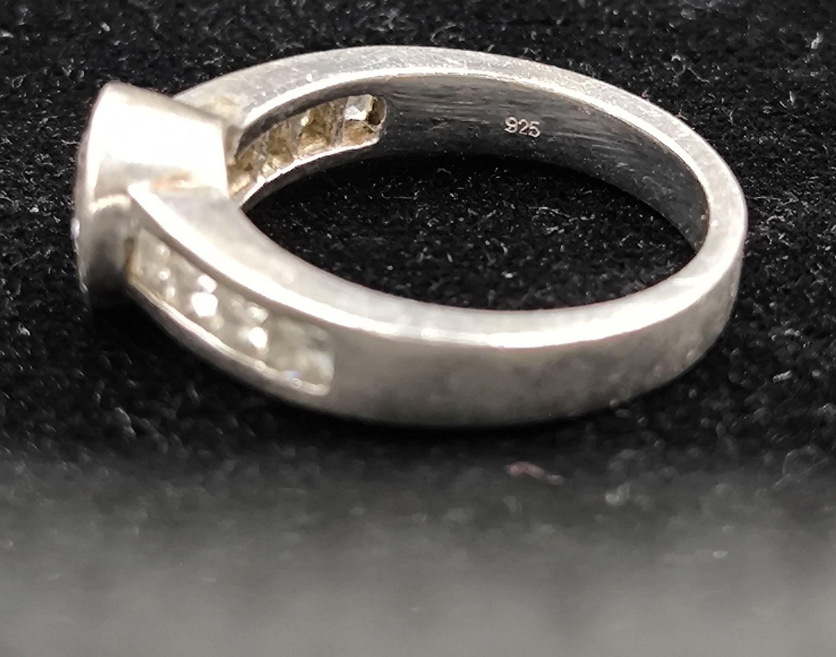 Ringe: Ring mit Zirkonia, 925er Silber – Gebraucht aus Rorschacherberg von snOOpydOg11 8