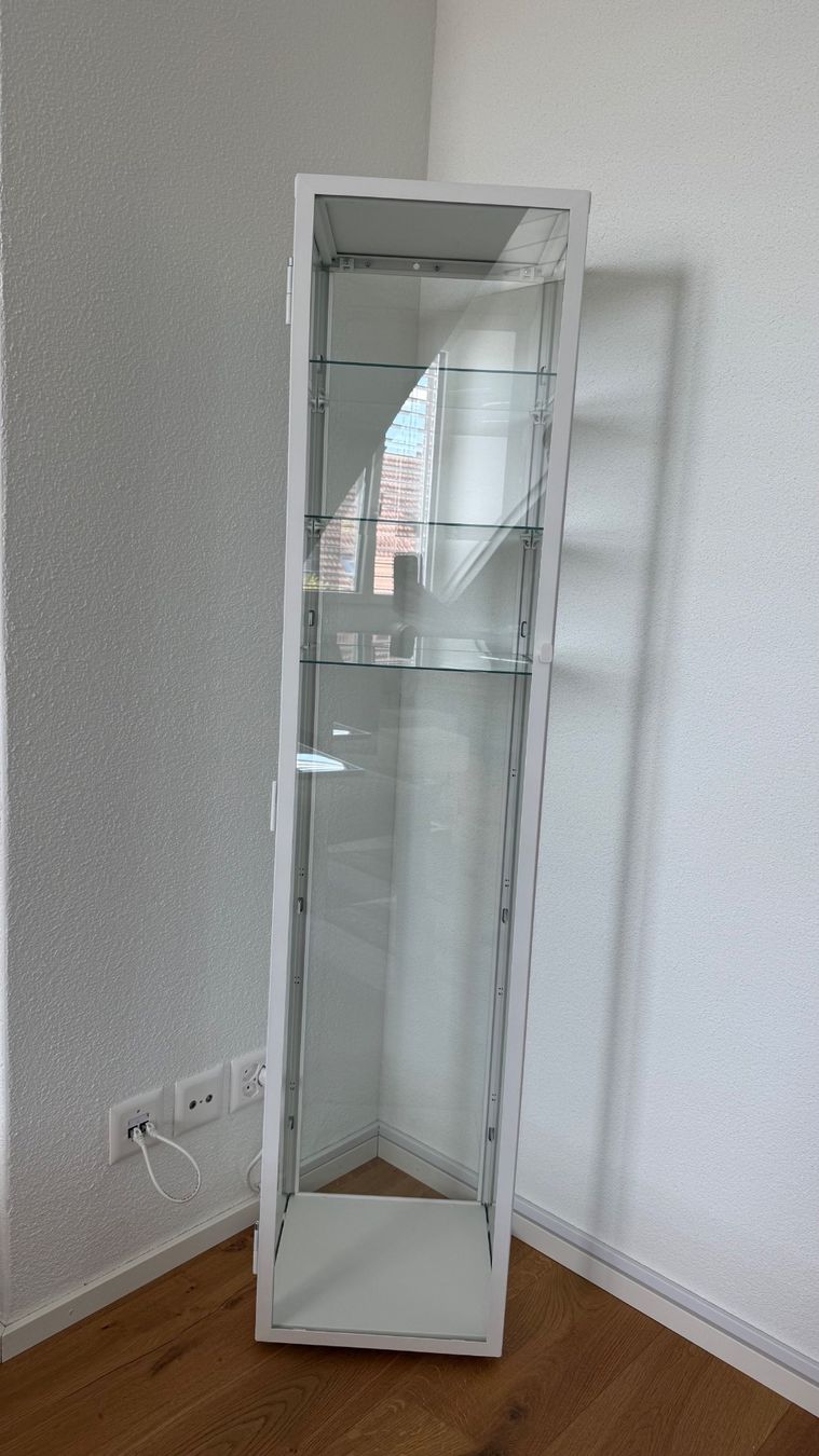 Ikea Vetrine: Vitrine IKEA – Usato da Stäfa venduto da dondolo10