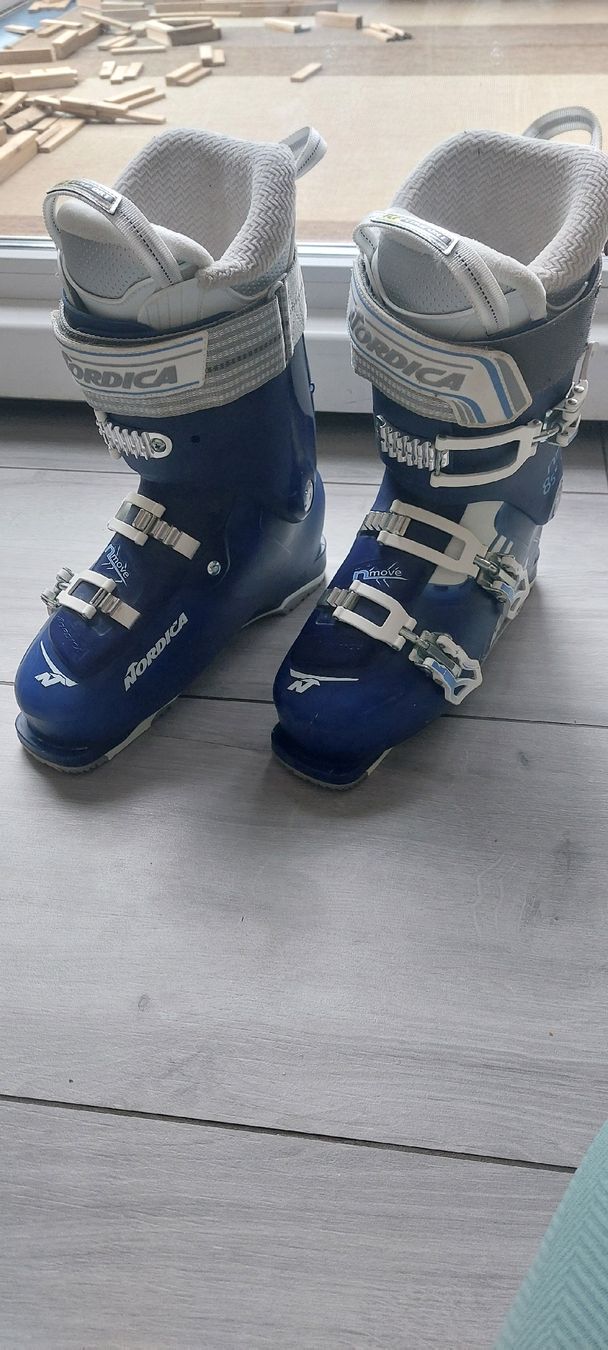 Nordica Scarpe da donna: Skischuhe NORDICA Move – Nuovo (secondo la descrizione) da Geuensee venduto da Itingen1