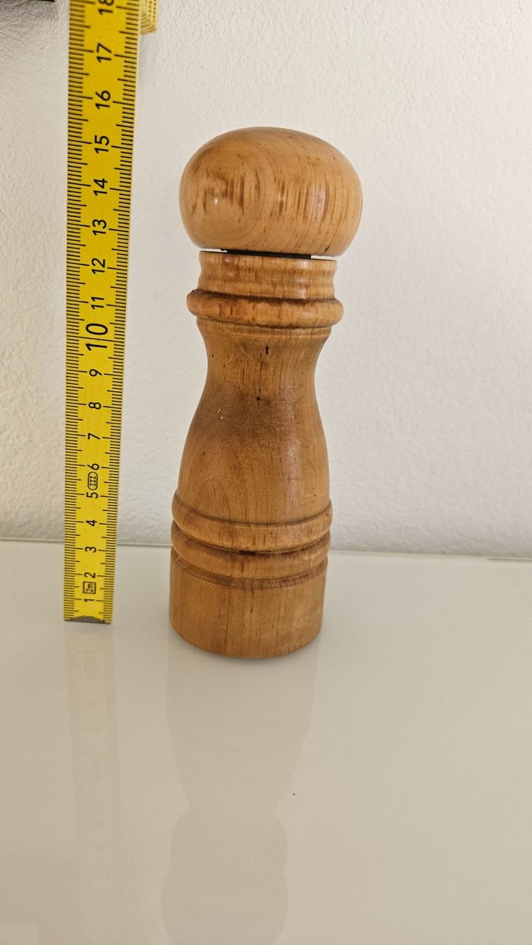 Küchengeräte: Macina pepe in legno chiaro Crushgrind – Gebraucht aus Melano von H-Sara 1