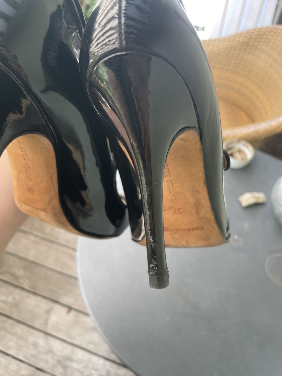 Manolo Blahnik Scarpe da donna: Manolo Blahnik Lackleder Capri Mary Janes – Usato da Niederwangen BE venduto da Bobstrrr 3