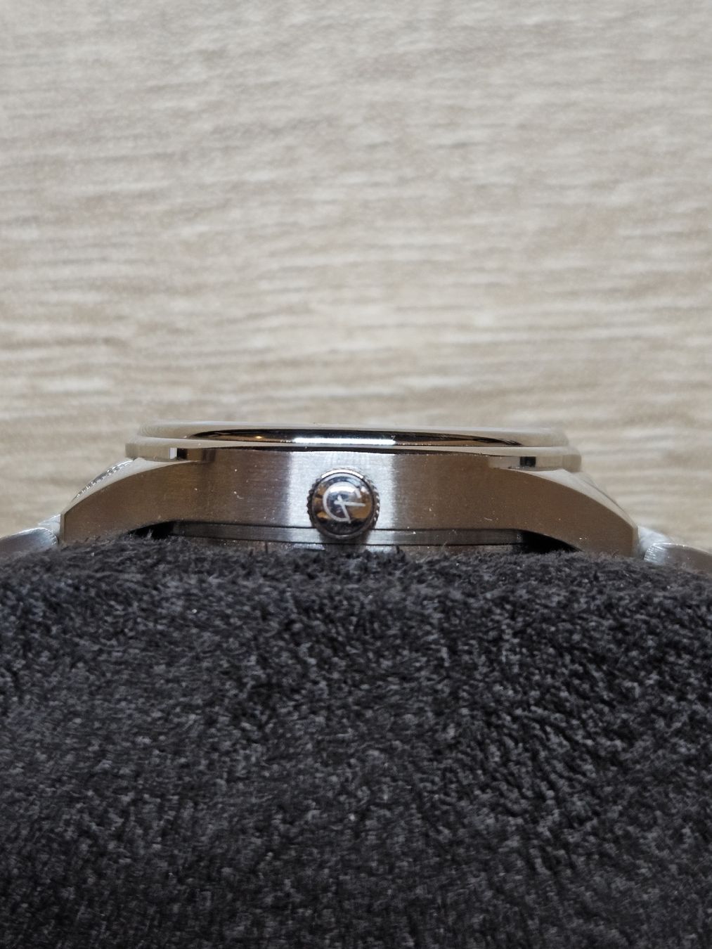 Uhren: Grovana Swiss Made 32mm – Gebraucht aus Vevey von Photech 7