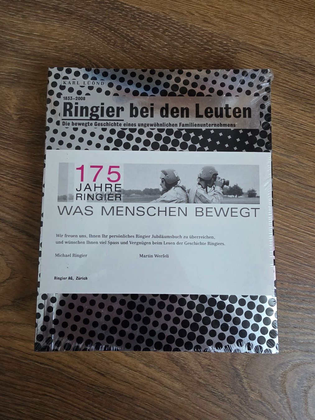 Livres: 175 Jahre Ringier - Was Menschen bewegt – Neuf avec emballage d'origine à Nebikon par Japostyle_2