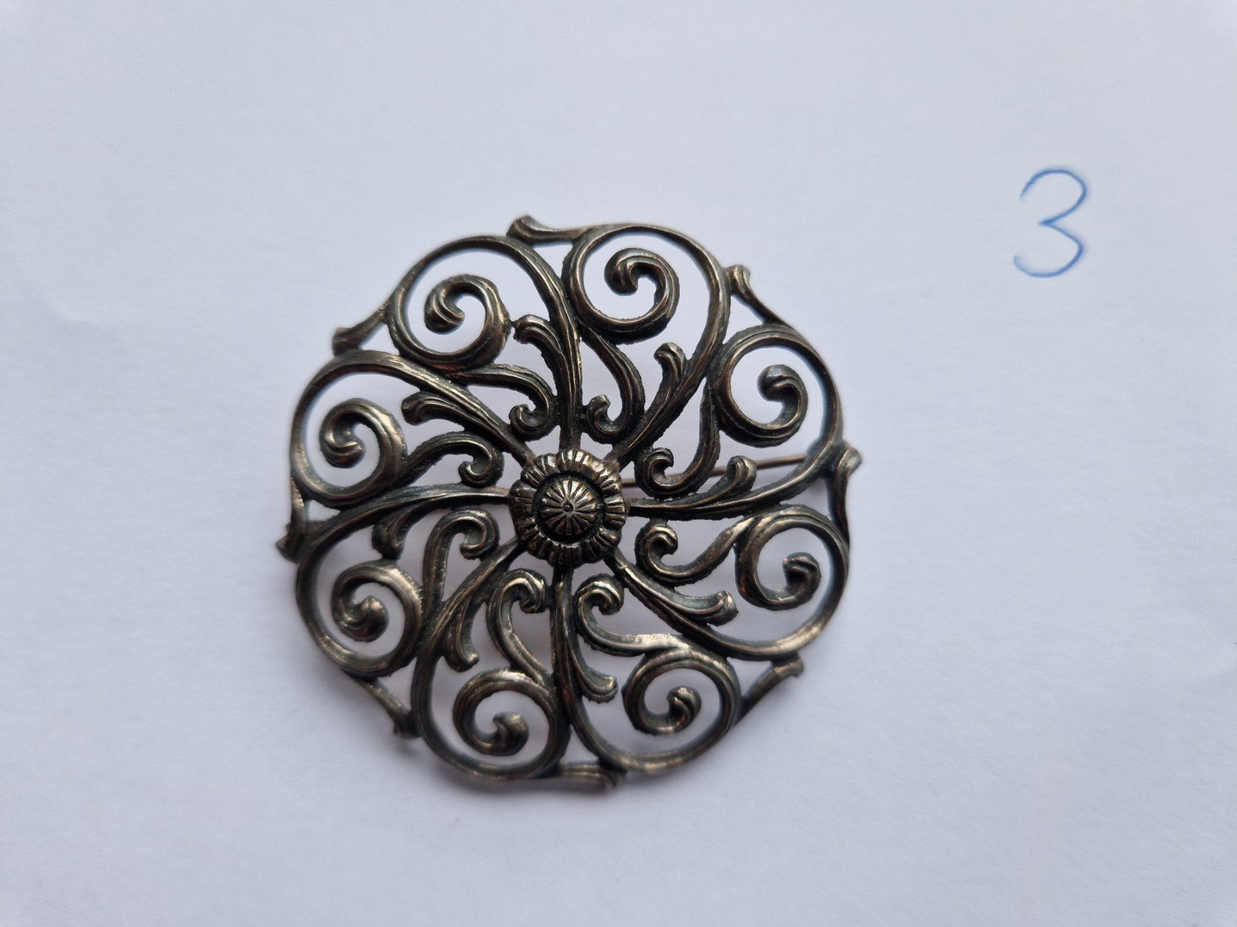 Broches & Aiguilles: Trachten Brosche versilbert – D'occasion à Heimberg par ngw01