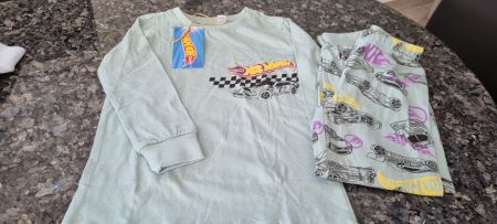 Schlafanzug Hot Wheels grün Grösse 98/104 neu