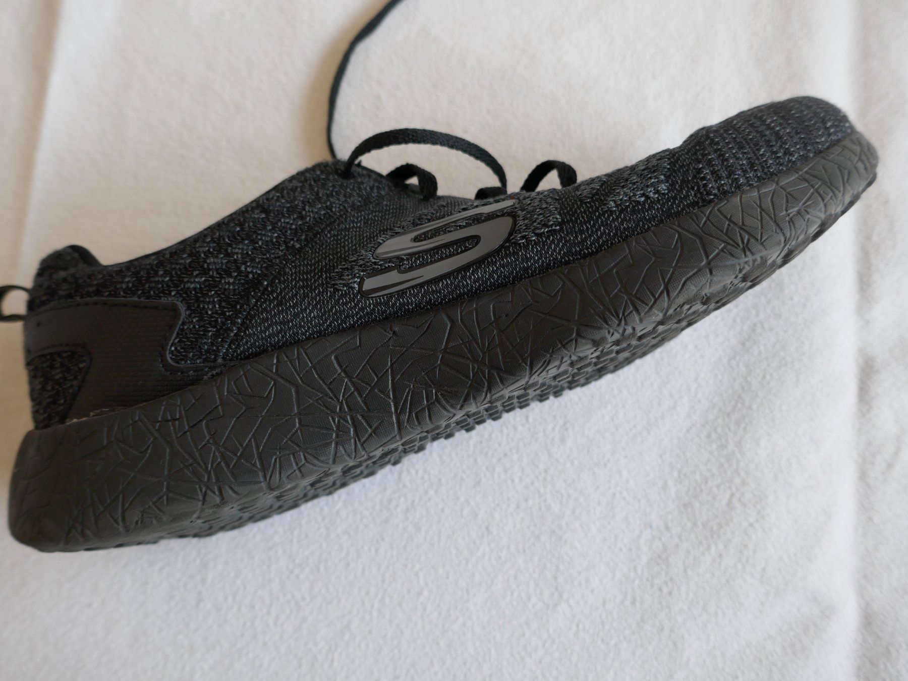 Skechers Herrenschuhe: SKECHERS in dunkelgrau/schwarz – Gebraucht aus Volketswil von Cobra22 7