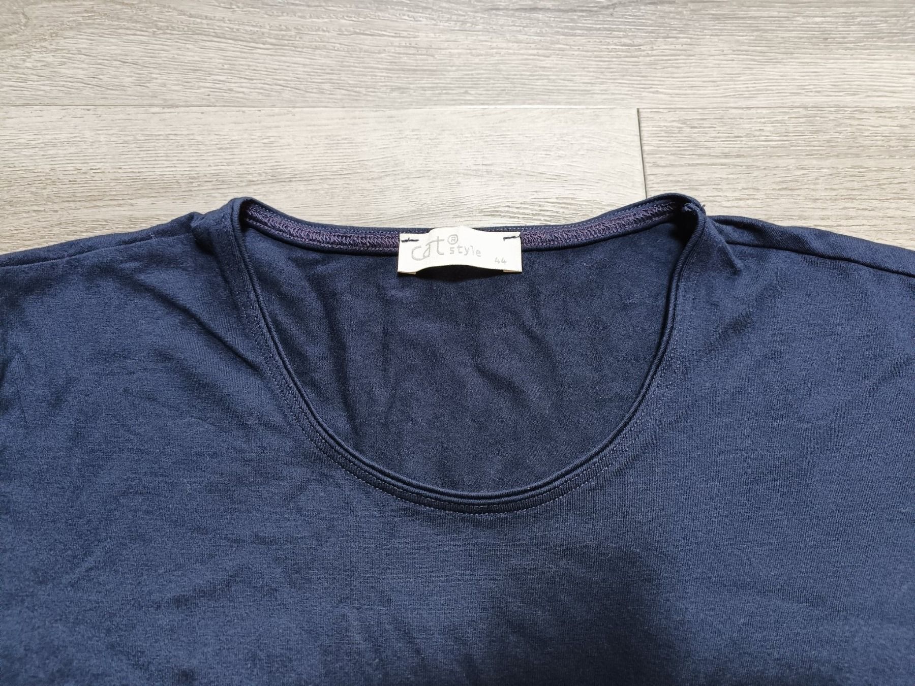 T-shirt: Cat  Shirt 44 – Usato da Bätterkinden venduto da Elefantenzoo 1