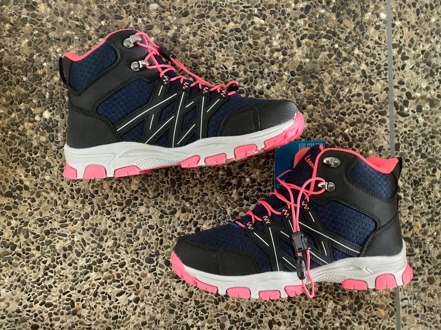 Landrover Scarpe per ragazze: Neue Wanderschuhe Landrover Gr. 35 – Nuovo e nell'imballaggio originale da Aetingen venduto da Nadinsky 3
