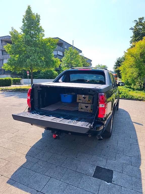 Automobili: CHEVROLET Avalanche LTZ 5.3 V8 – Usato da Langenthal venduto da Goergens10 2