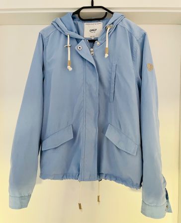 Schöne Regenjacke von ONLY, Grösse L