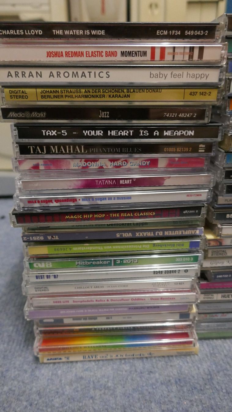 CDs: Grosse CD-Sammlung – Gebraucht aus Wenslingen von FairlightCMI 1