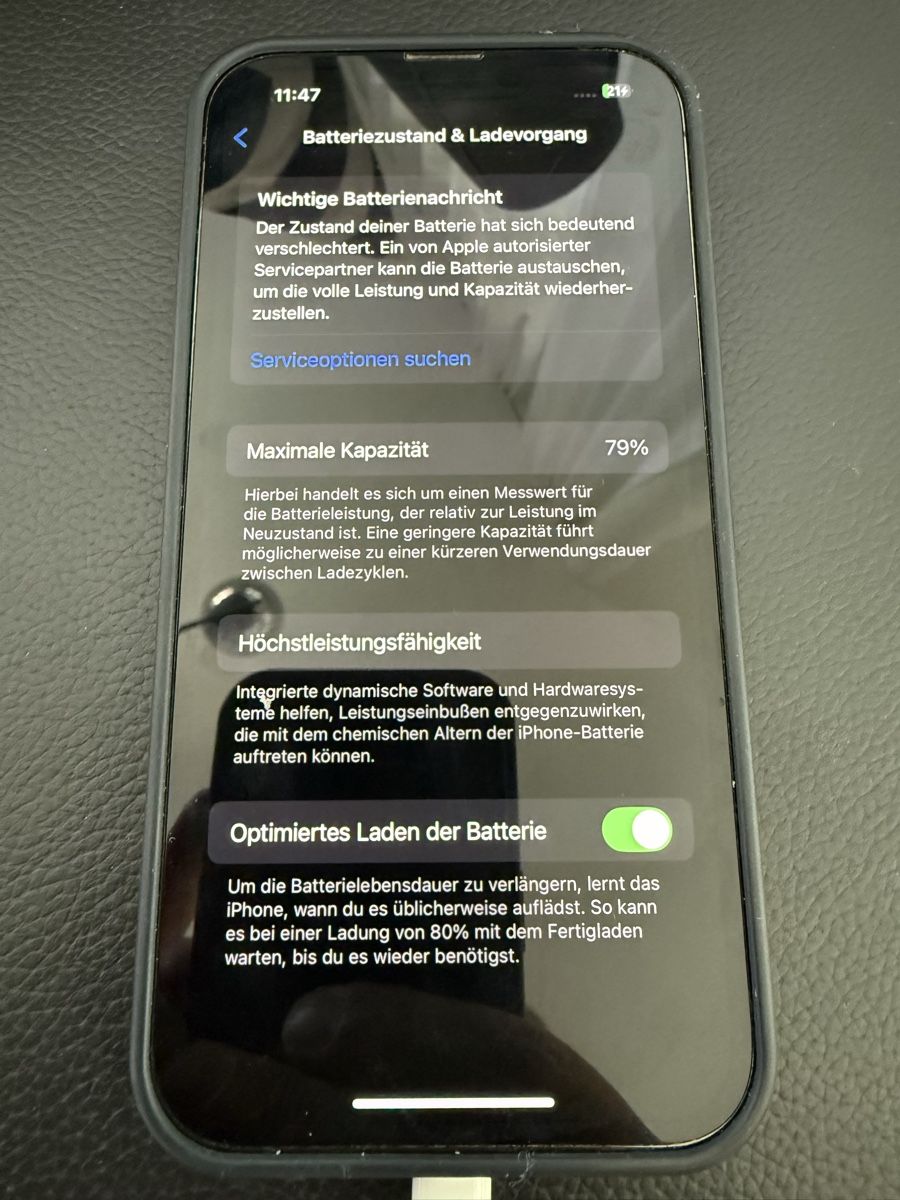 Apple Telefoni cellulari / Smartphones: iPhone 13 Pro 256 GB Graphite + MagSafe Silikon Hülle – Usato da Recherswil venduto da Esmeralda2020 2