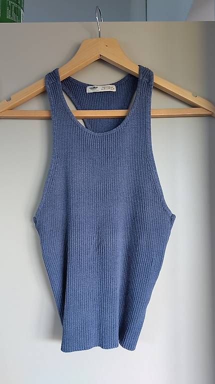 Top: Pull&Bear kurzes Trägertop Gr. M – Usato da Solothurn venduto da Claudiaf11