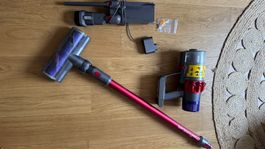 Dyson Staubsauger V10