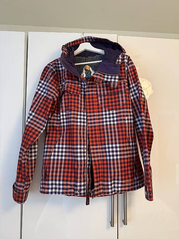 Burton Jacken: Skijacke Burton – Gebraucht aus Kreuzlingen von sel_5dg6 1