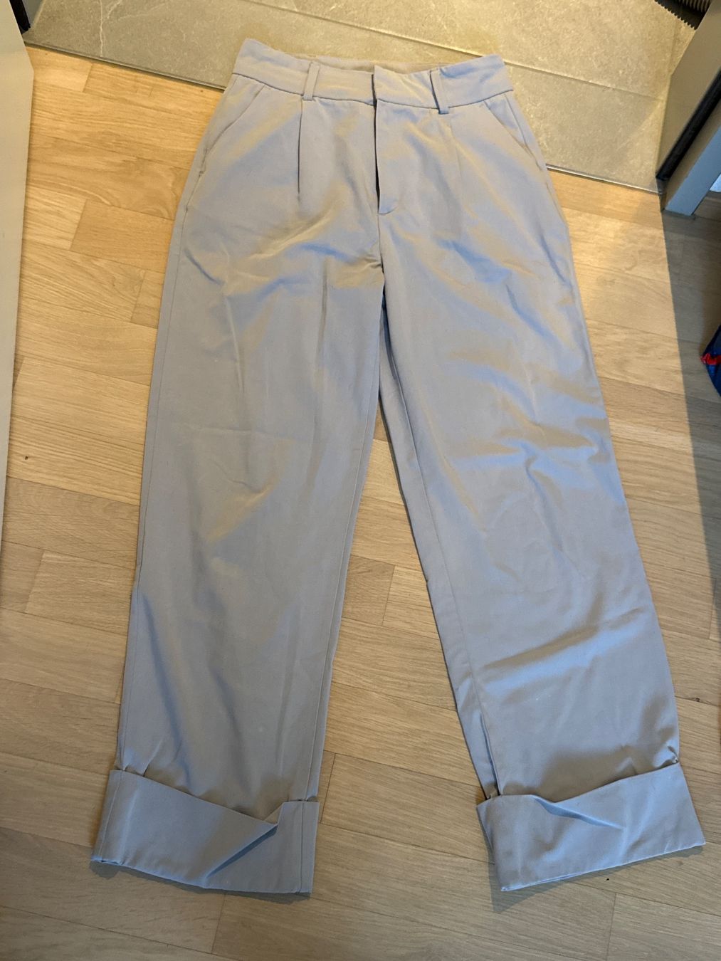 Pantaloni: Damen Hose – Usato da Amriswil venduto da used2use