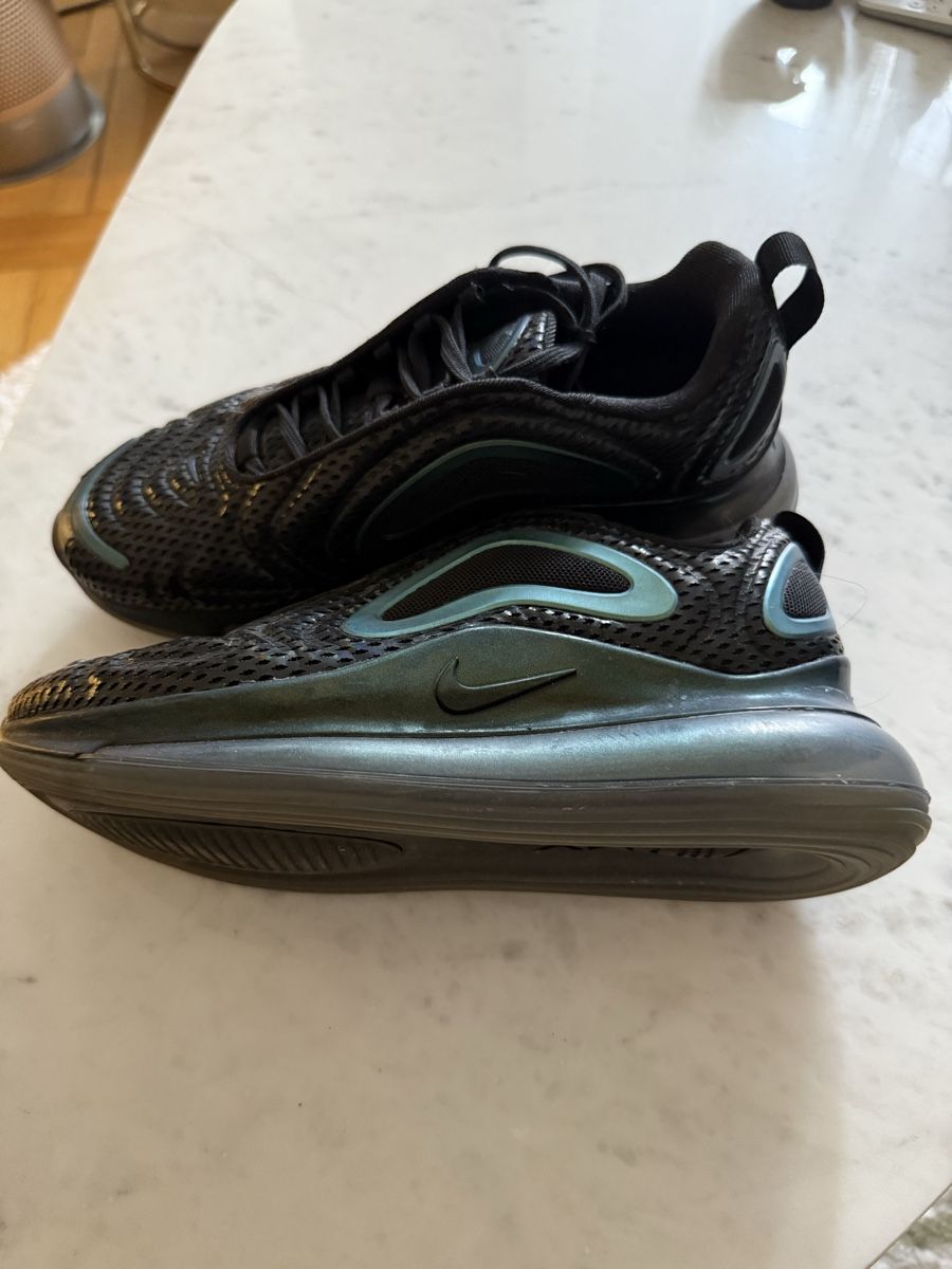 Nike Scarpe da uomo: Nike Air Max 720 – Nuovo (secondo la descrizione) da Genève venduto da cat_8jbv 1