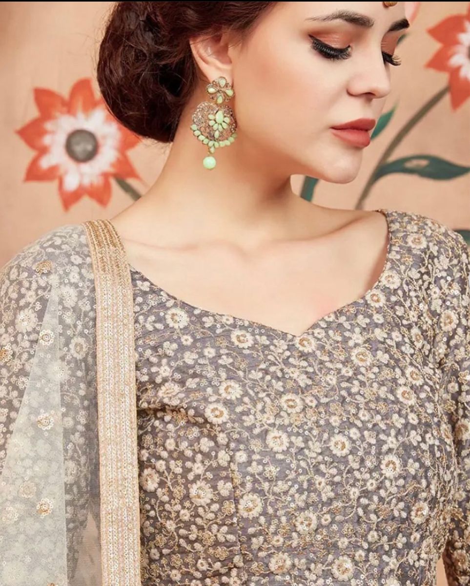 Kleider: Hellblaues Lehenga – Neu und originalverpackt aus Burgdorf von LittleNora 1